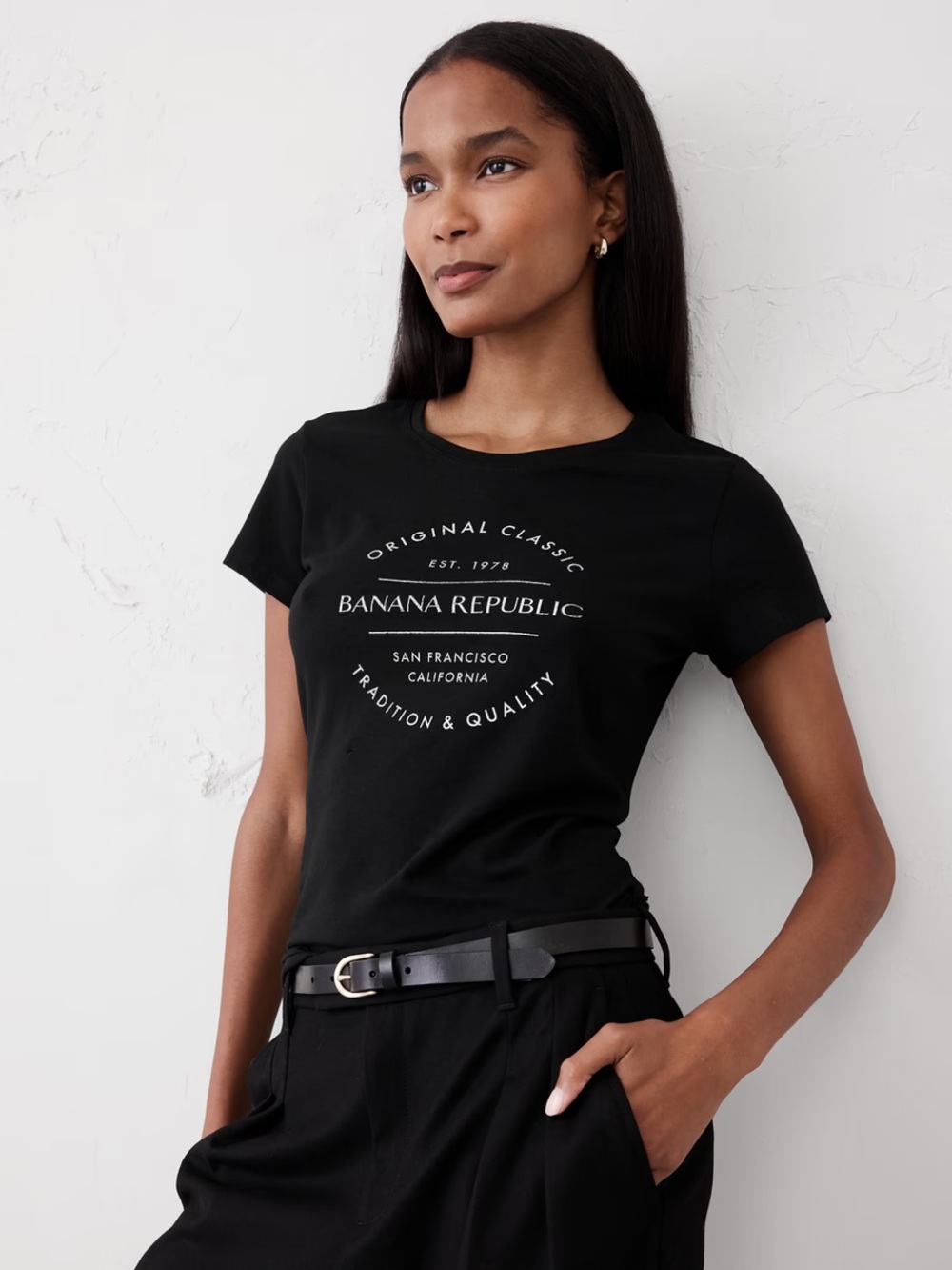 Banana Republic Black Logo Graphic Tee - Fitted Crewneck